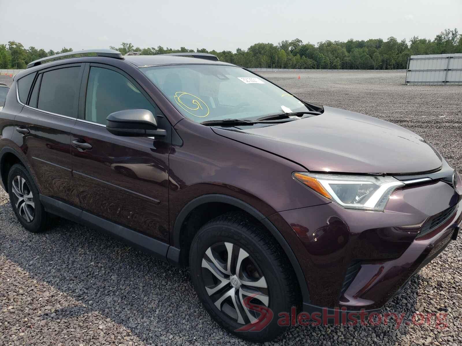 2T3ZFREV9HW330600 2017 TOYOTA RAV4