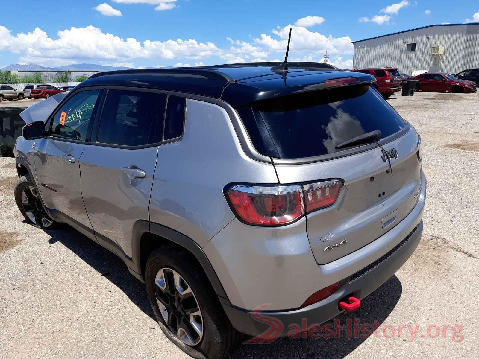 3C4NJDDBXJT136338 2018 JEEP COMPASS