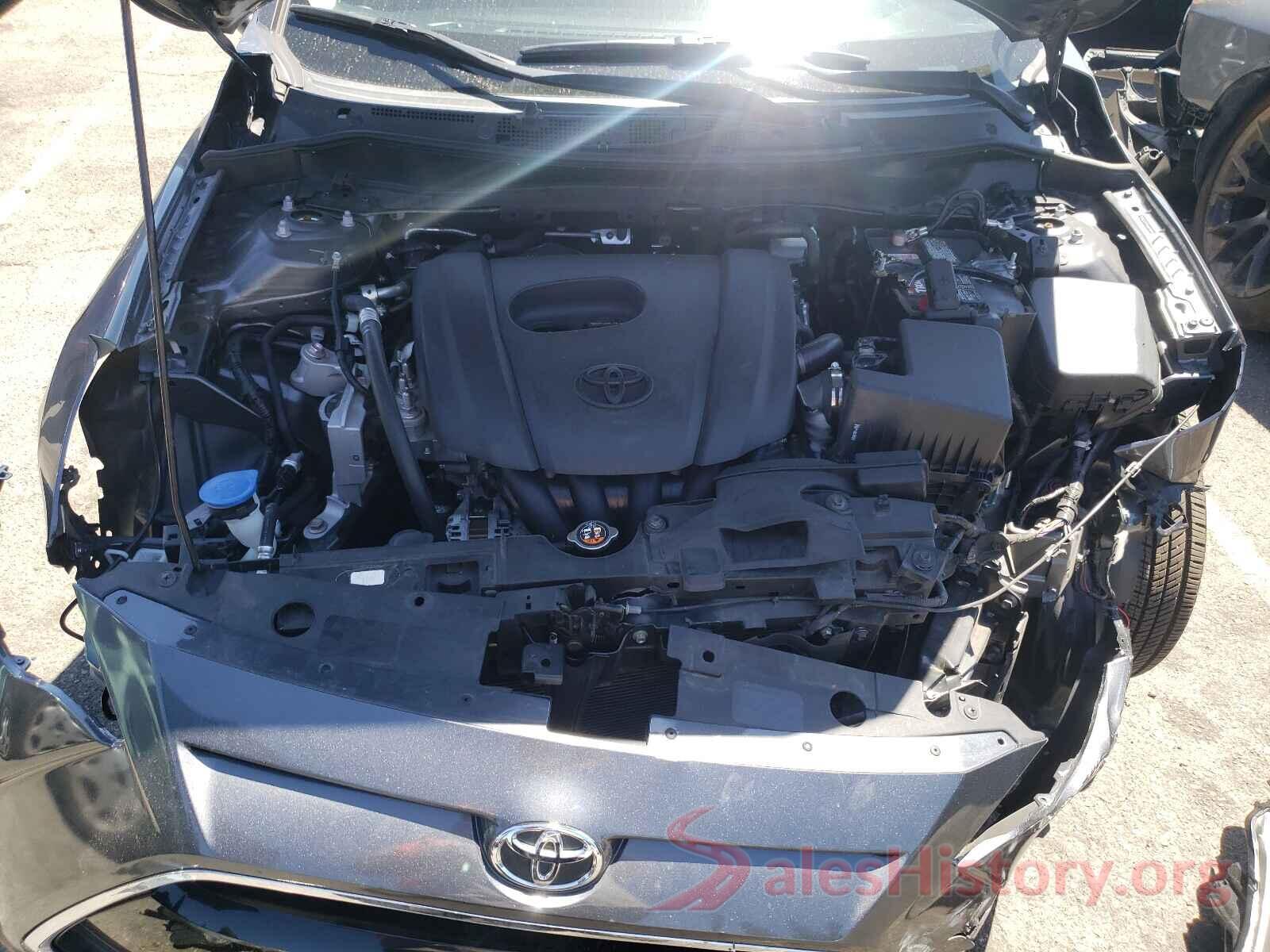 3MYDLBYV5JY323053 2018 TOYOTA YARIS