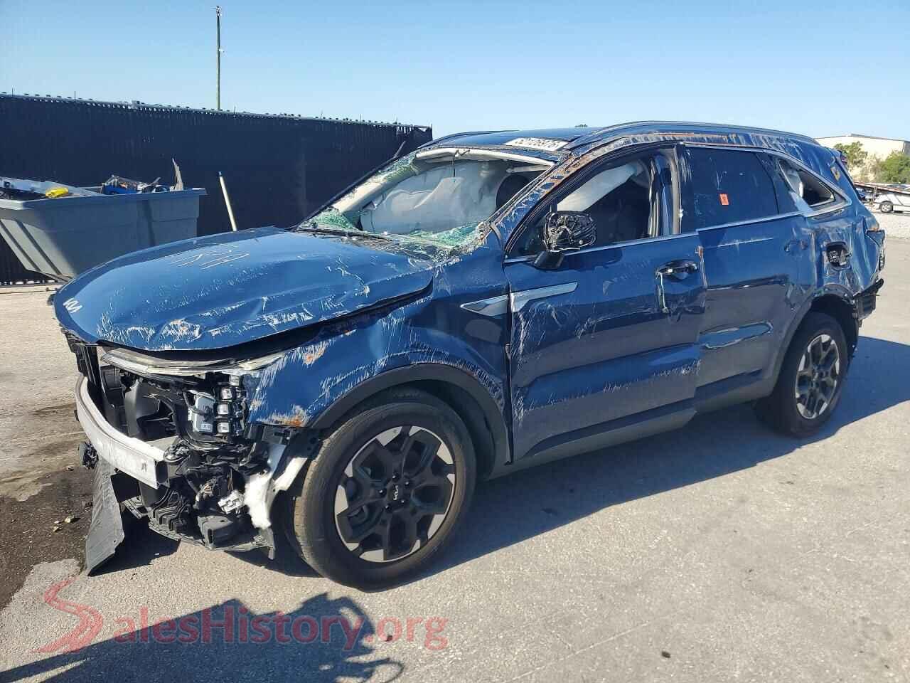 2024 KIA SORENTO VIN 5XYRL4JC7RG278044, auction photo