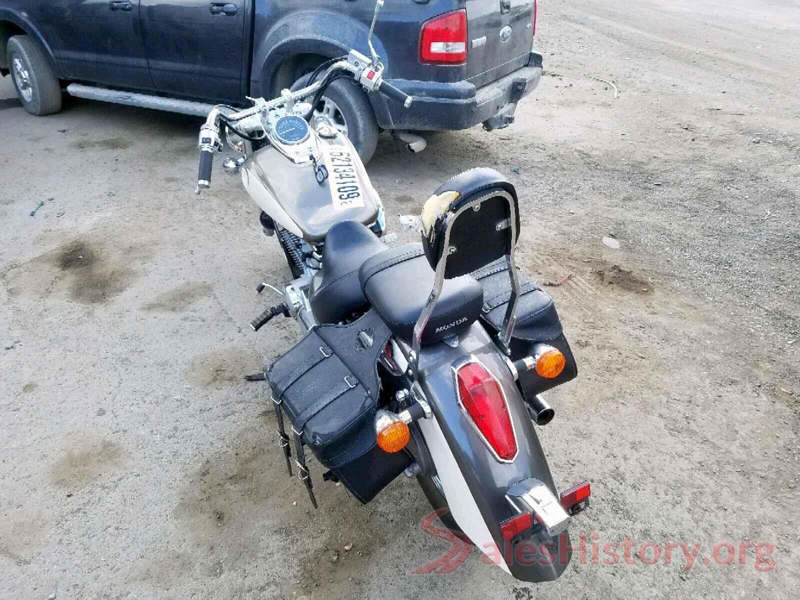 JH2RC50409K501929 2009 HONDA VT750 C