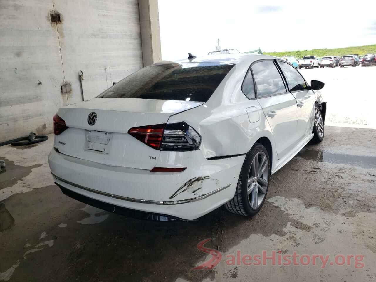 1VWAA7A30JC035234 2018 VOLKSWAGEN PASSAT