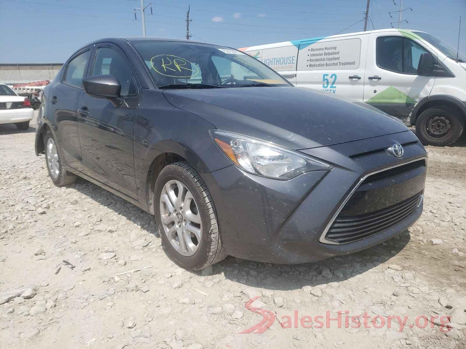 3MYDLBYV2HY182176 2017 TOYOTA YARIS