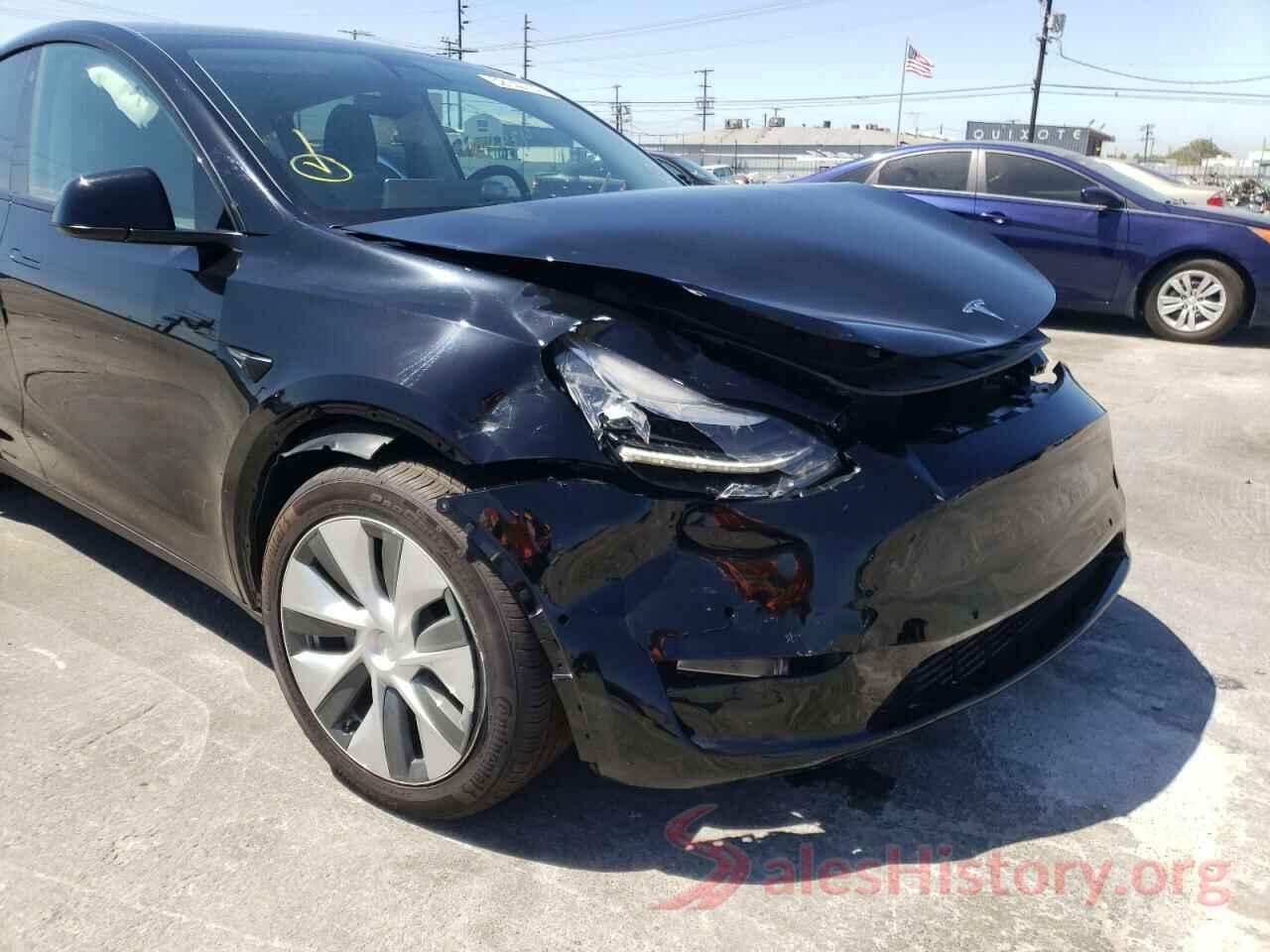 5YJYGDEE2MF303749 2021 TESLA MODEL Y