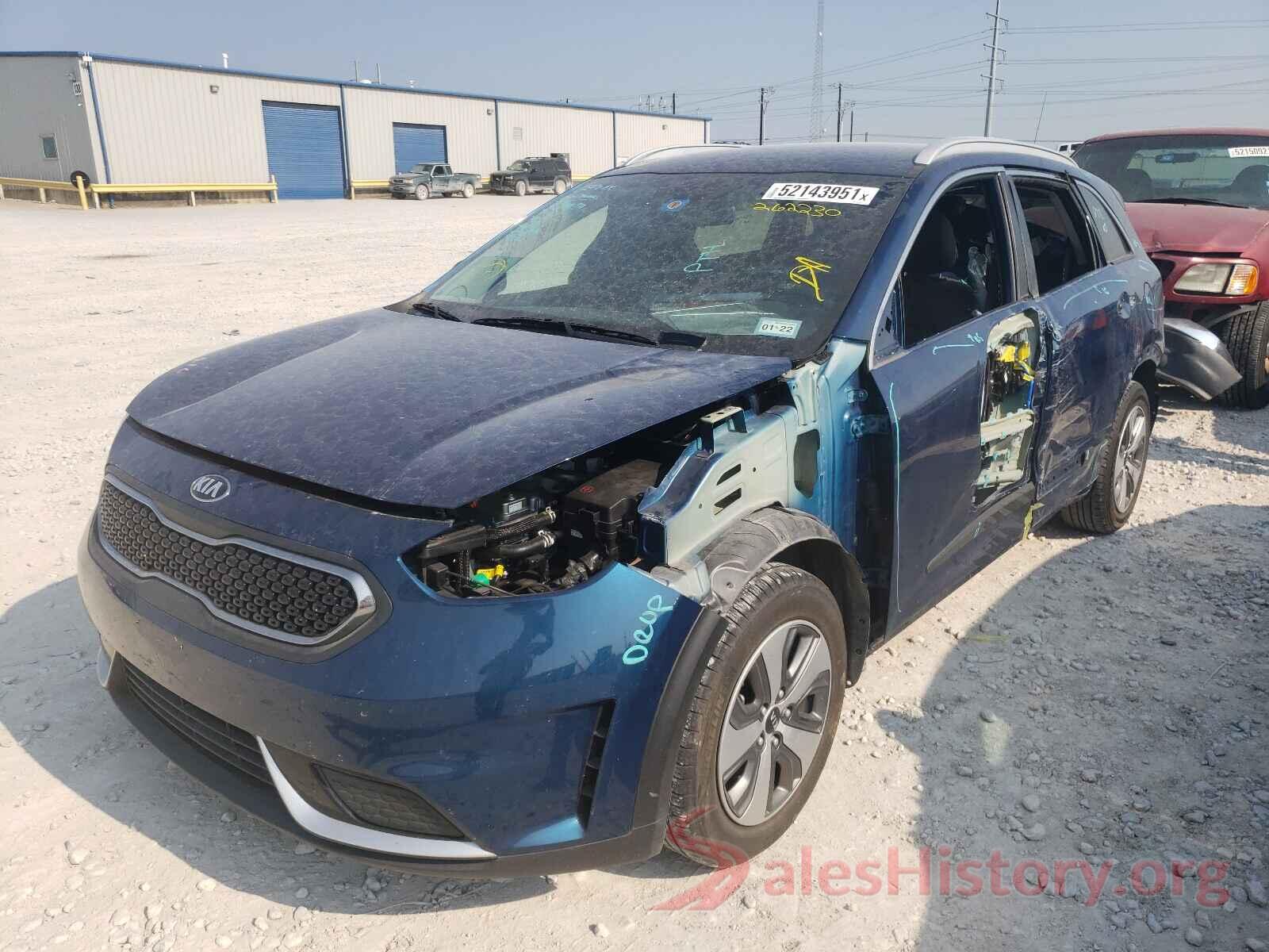 KNDCB3LC3K5262230 2019 KIA NIRO