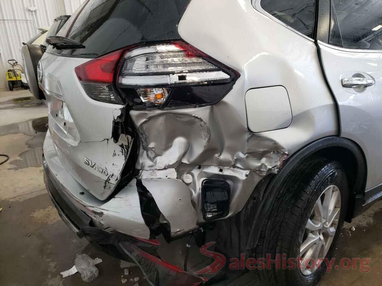 KNMAT2MVXHP579613 2017 NISSAN ROGUE