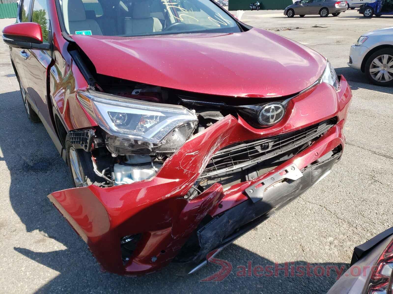 JTMDFREV3JD230635 2018 TOYOTA RAV4