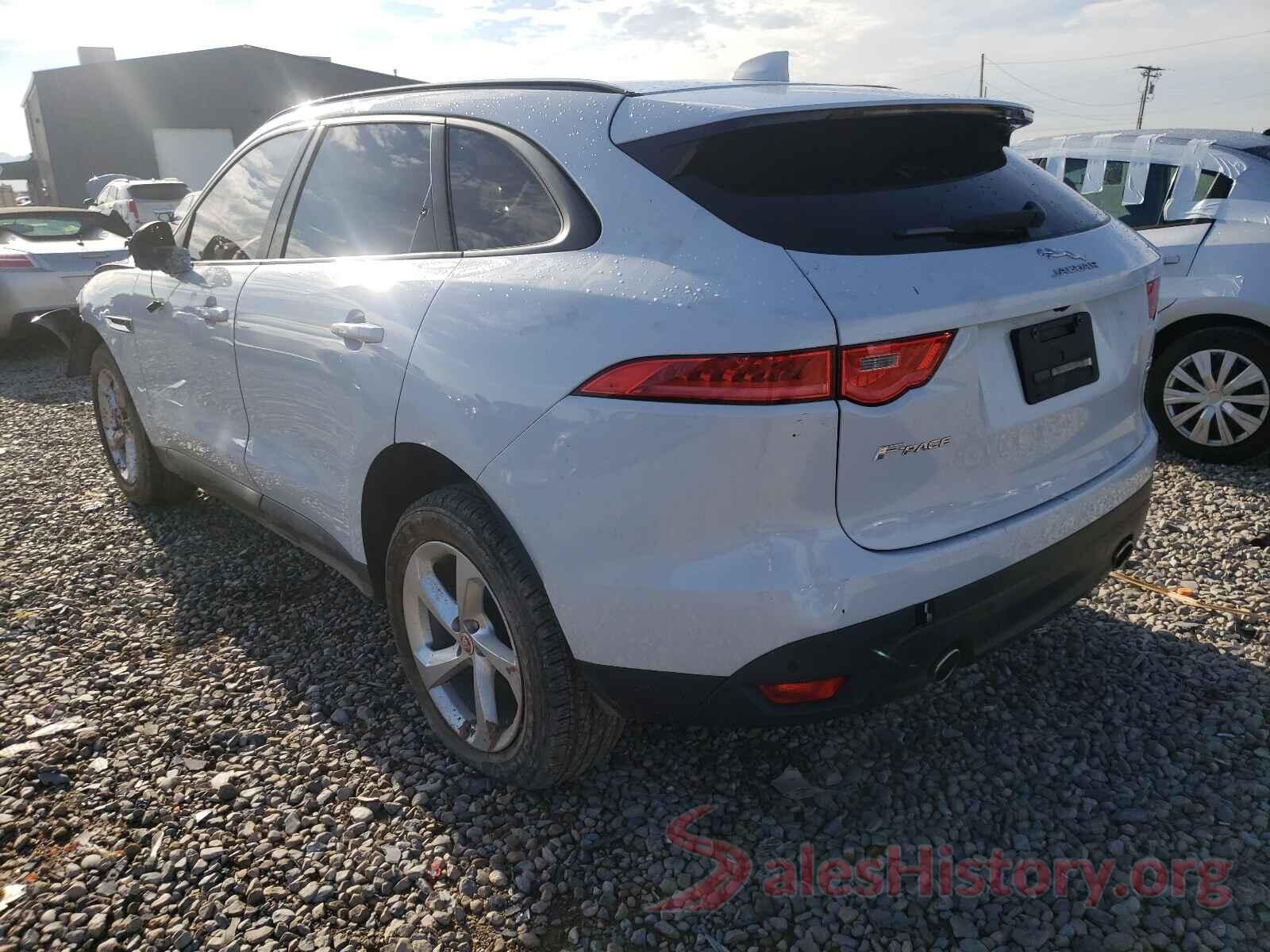 SADCJ2BV7HA495760 2017 JAGUAR F-PACE