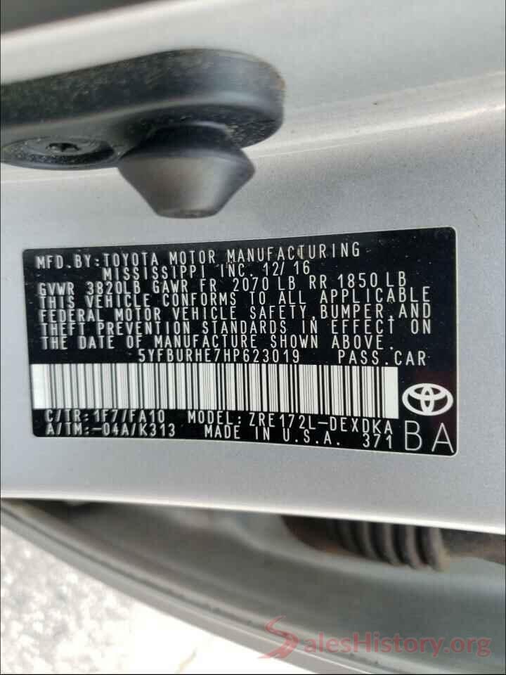 5YFBURHE7HP623019 2017 TOYOTA COROLLA