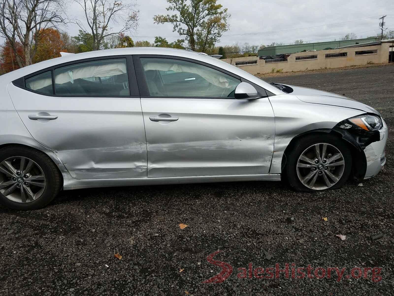 5NPD84LF2JH250748 2018 HYUNDAI ELANTRA