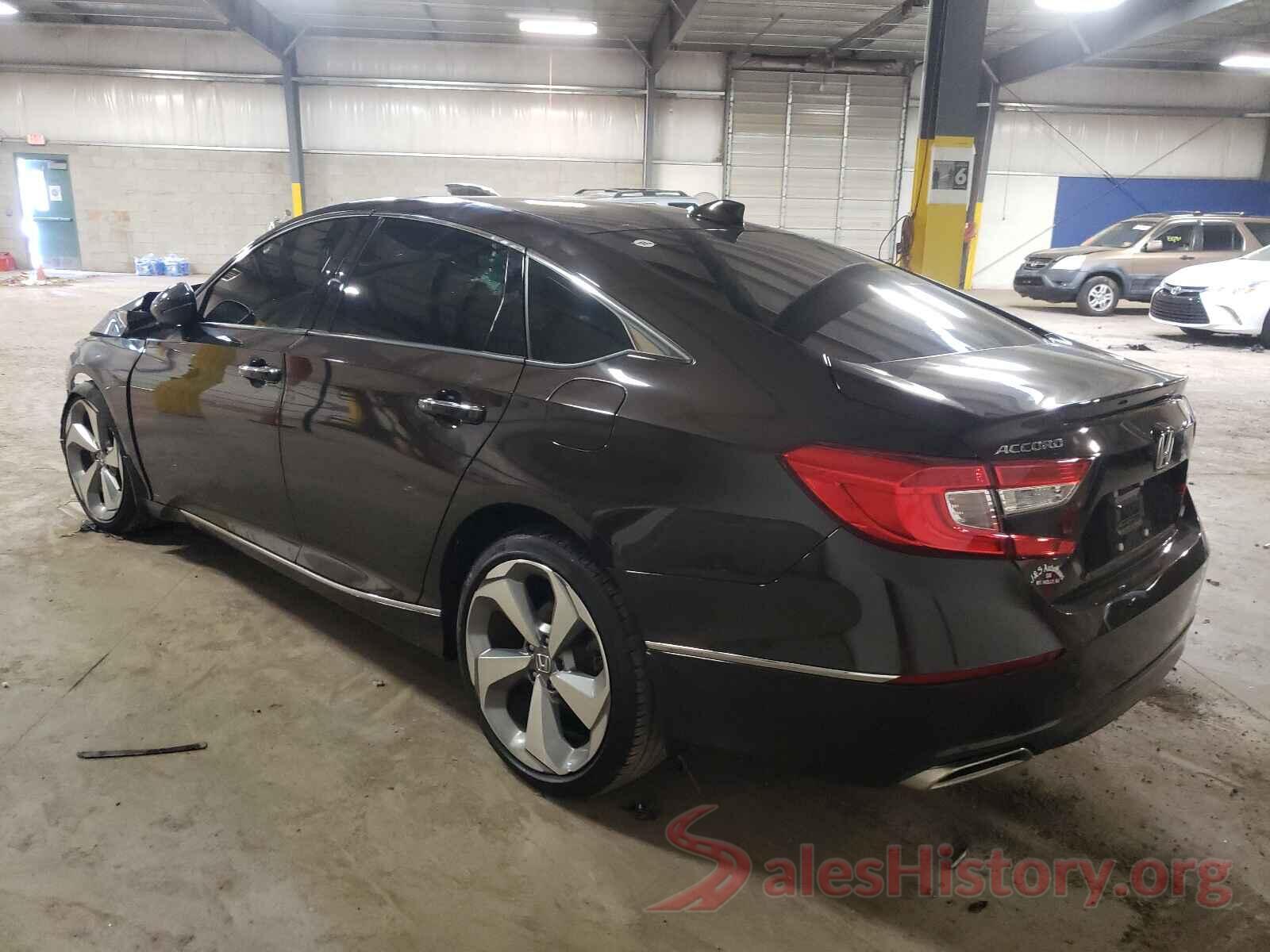 1HGCV1F91JA134250 2018 HONDA ACCORD