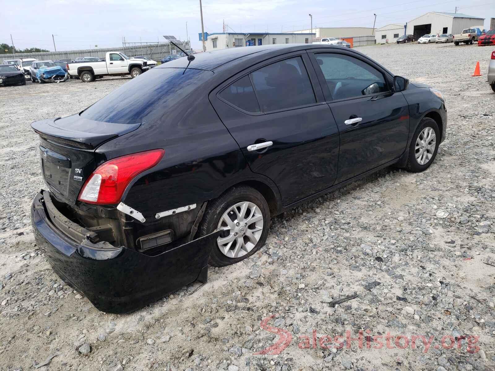 3N1CN7APXJL884300 2018 NISSAN VERSA