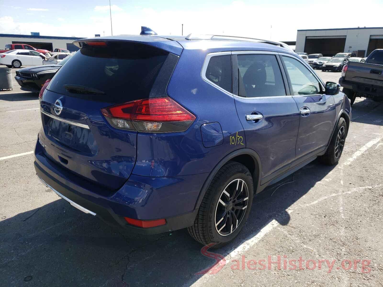 KNMAT2MT6HP561477 2017 NISSAN ROGUE