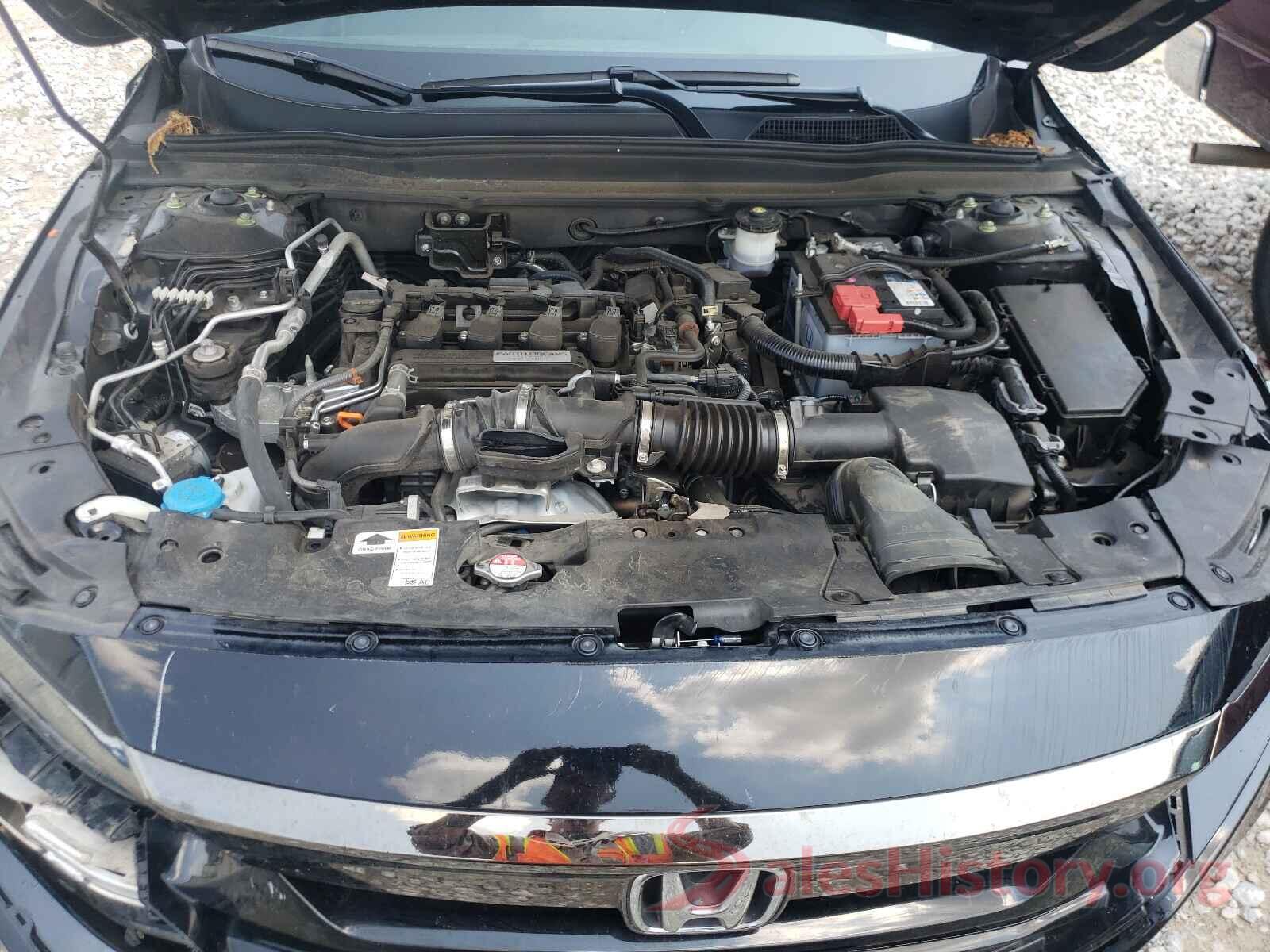 1HGCV1F37JA133406 2018 HONDA ACCORD