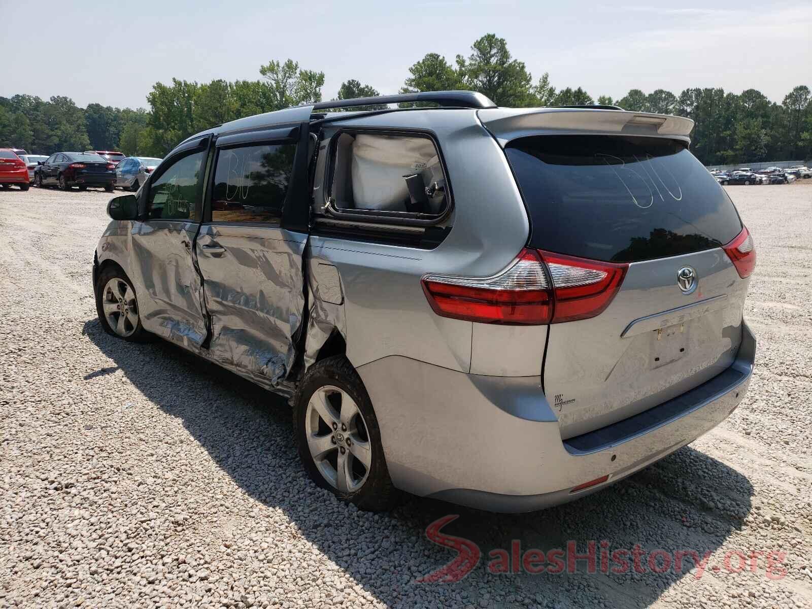 5TDKZ3DC0HS771037 2017 TOYOTA SIENNA