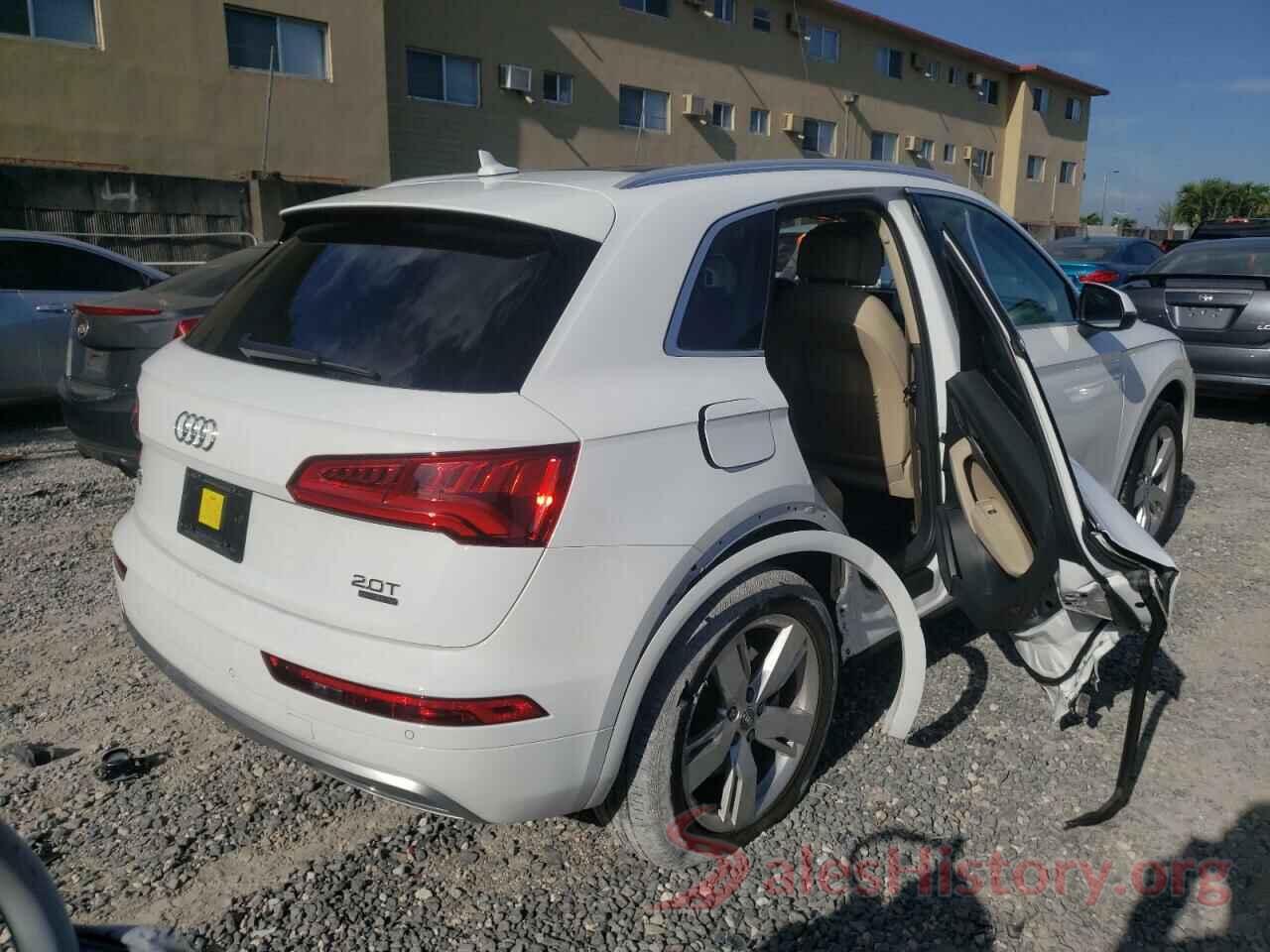 WA1BNAFY8J2236215 2018 AUDI Q5