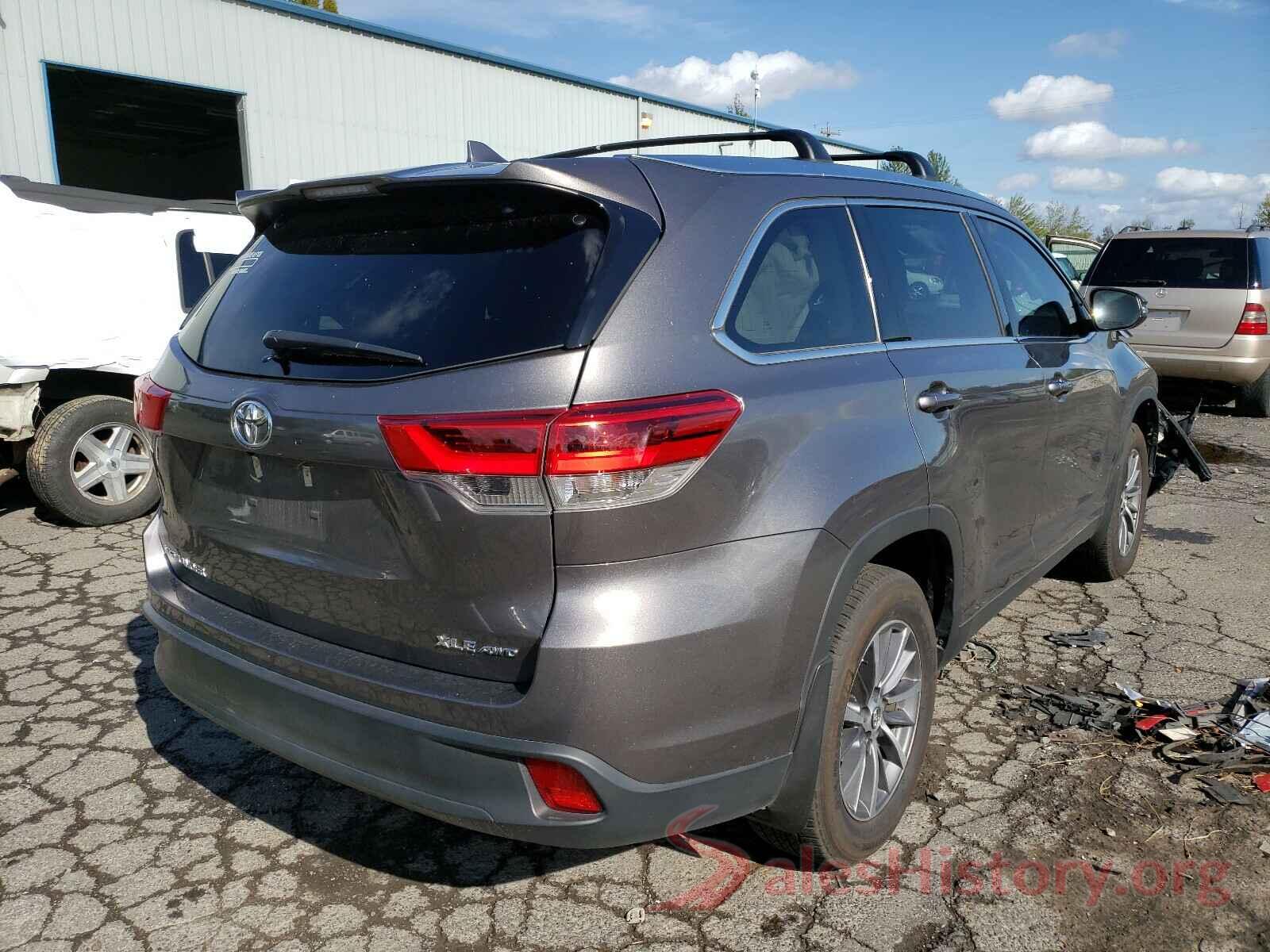 5TDJZRFH0KS591670 2019 TOYOTA HIGHLANDER