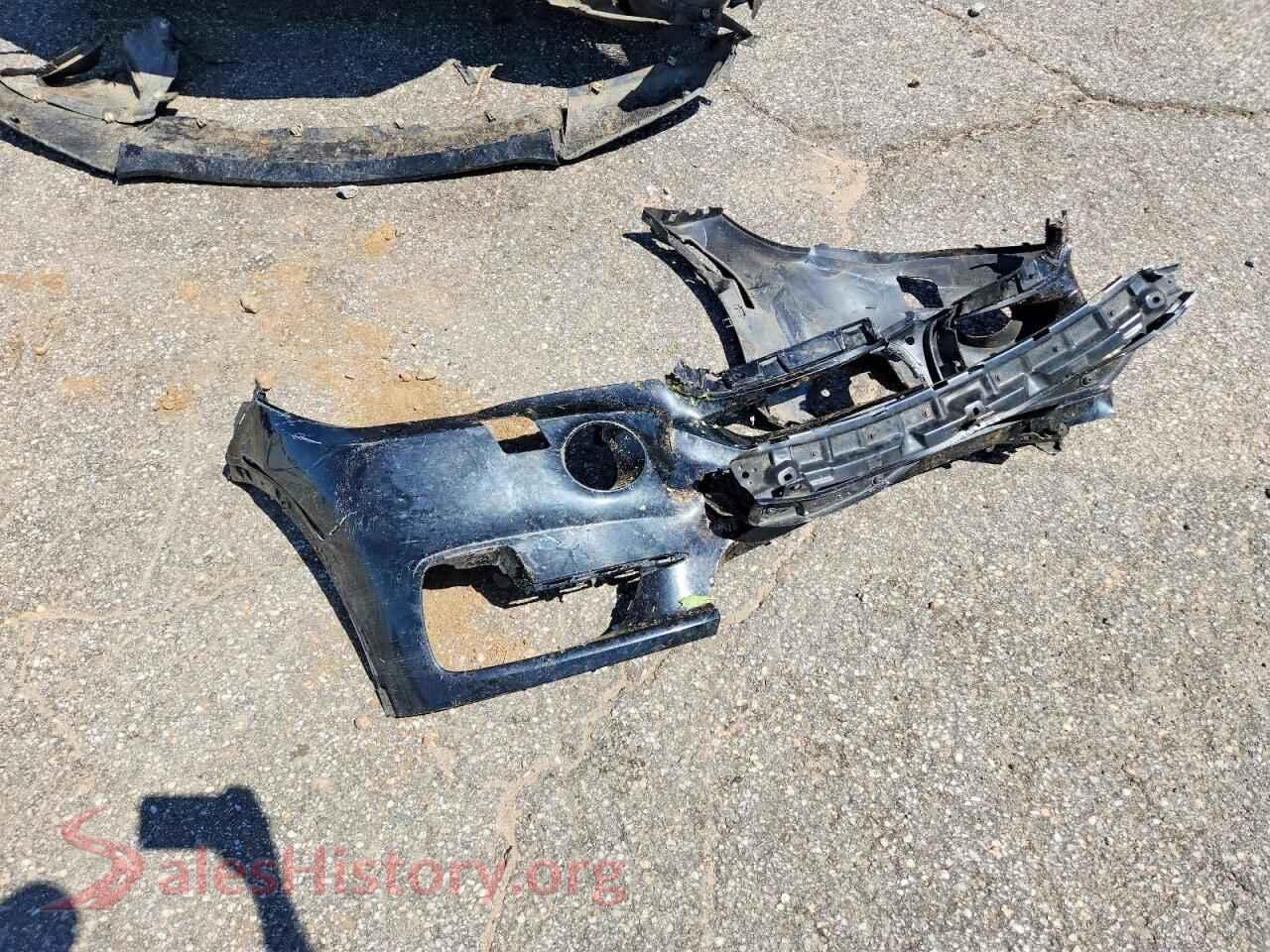 2017 BMW X5 VIN 5UXKR0C36H0V75766, trunk area