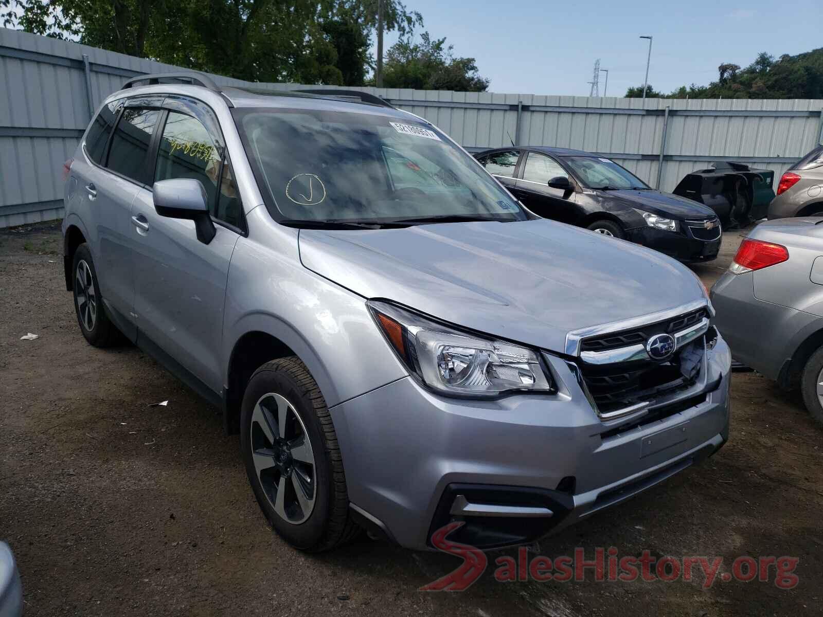 JF2SJAGC9JH513067 2018 SUBARU FORESTER