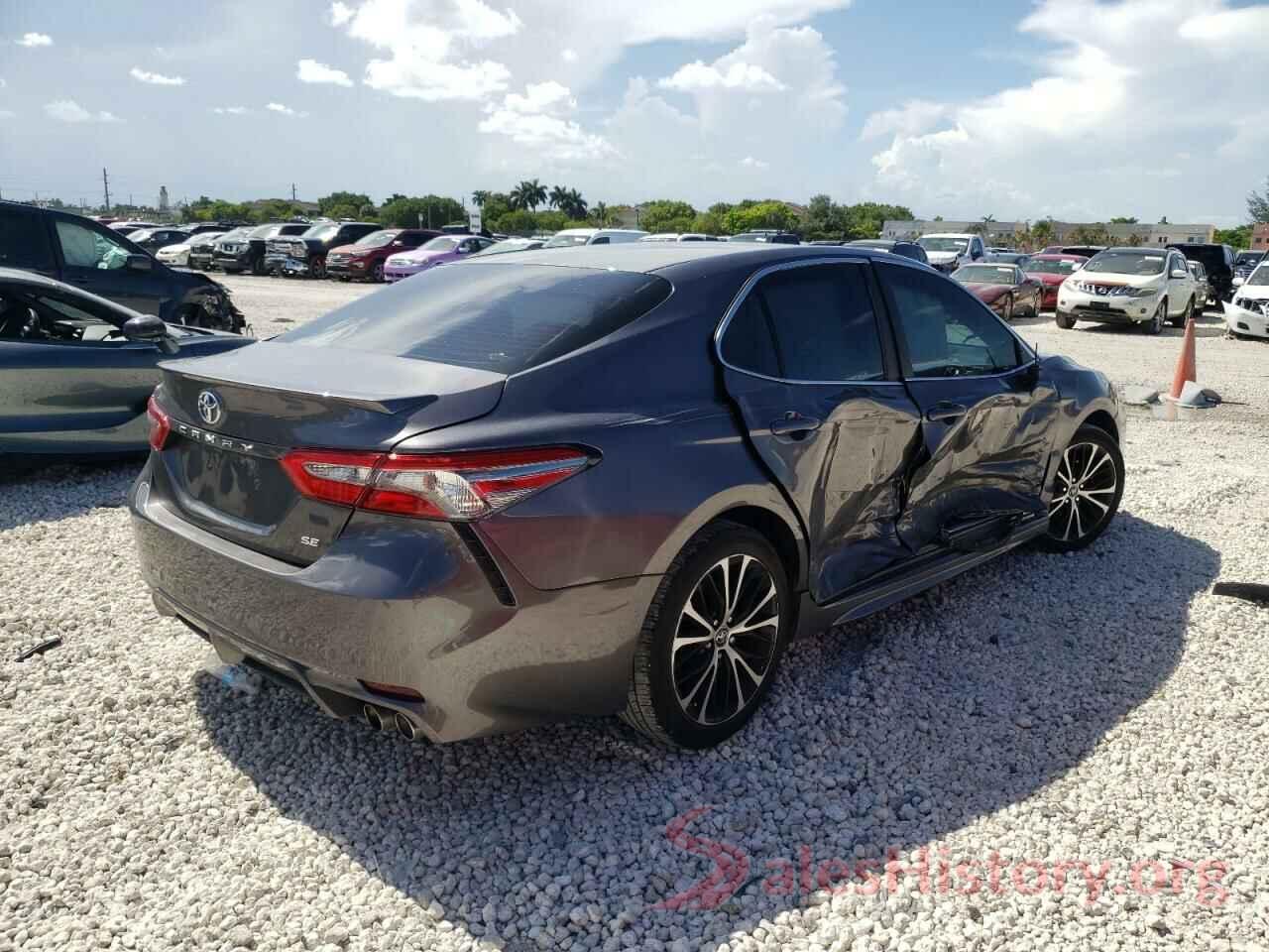 4T1B11HK3JU159456 2018 TOYOTA CAMRY