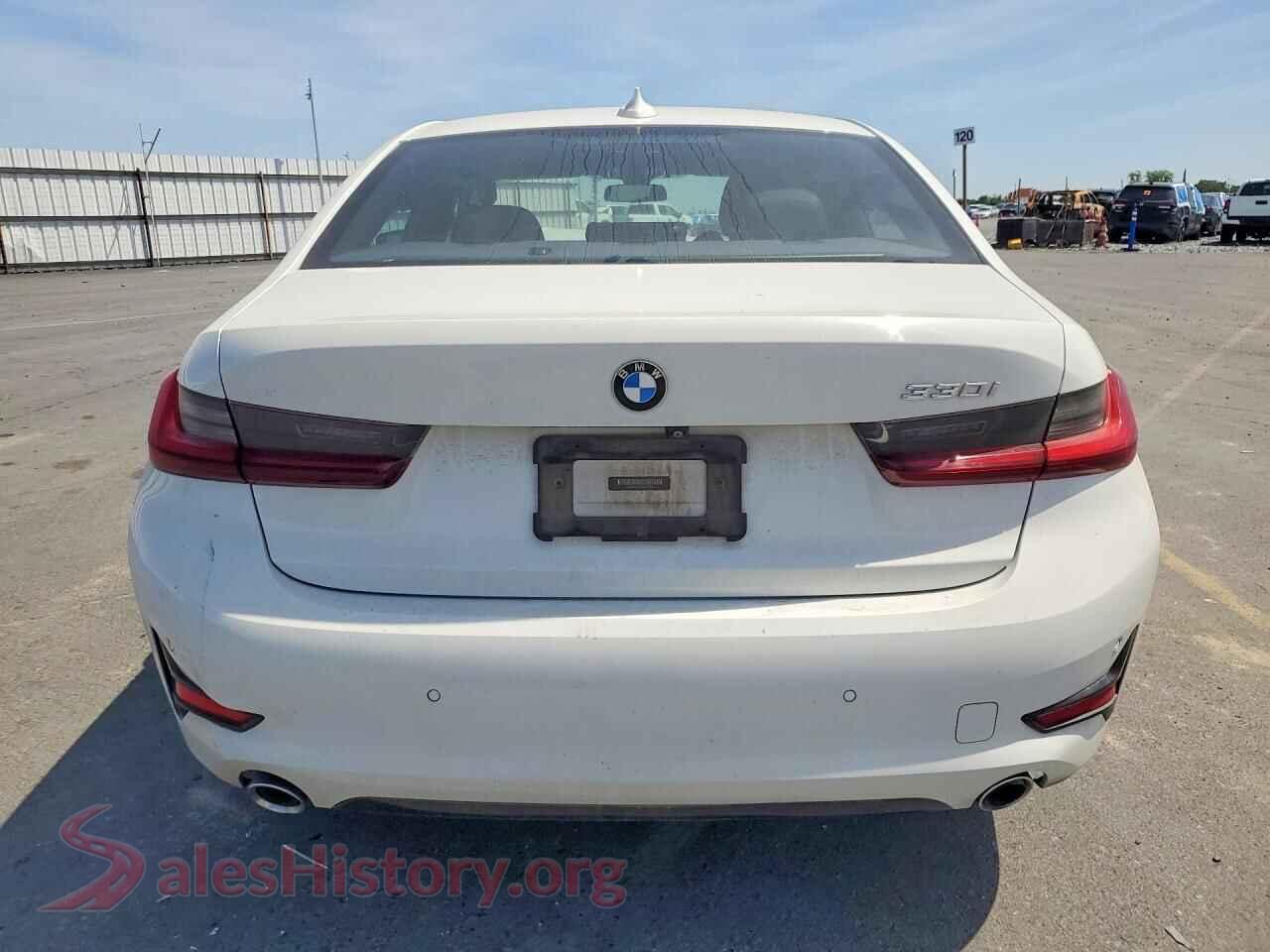 2022 BMW 3 SERIES VIN 3MW5R1J08N8C27561, left side view