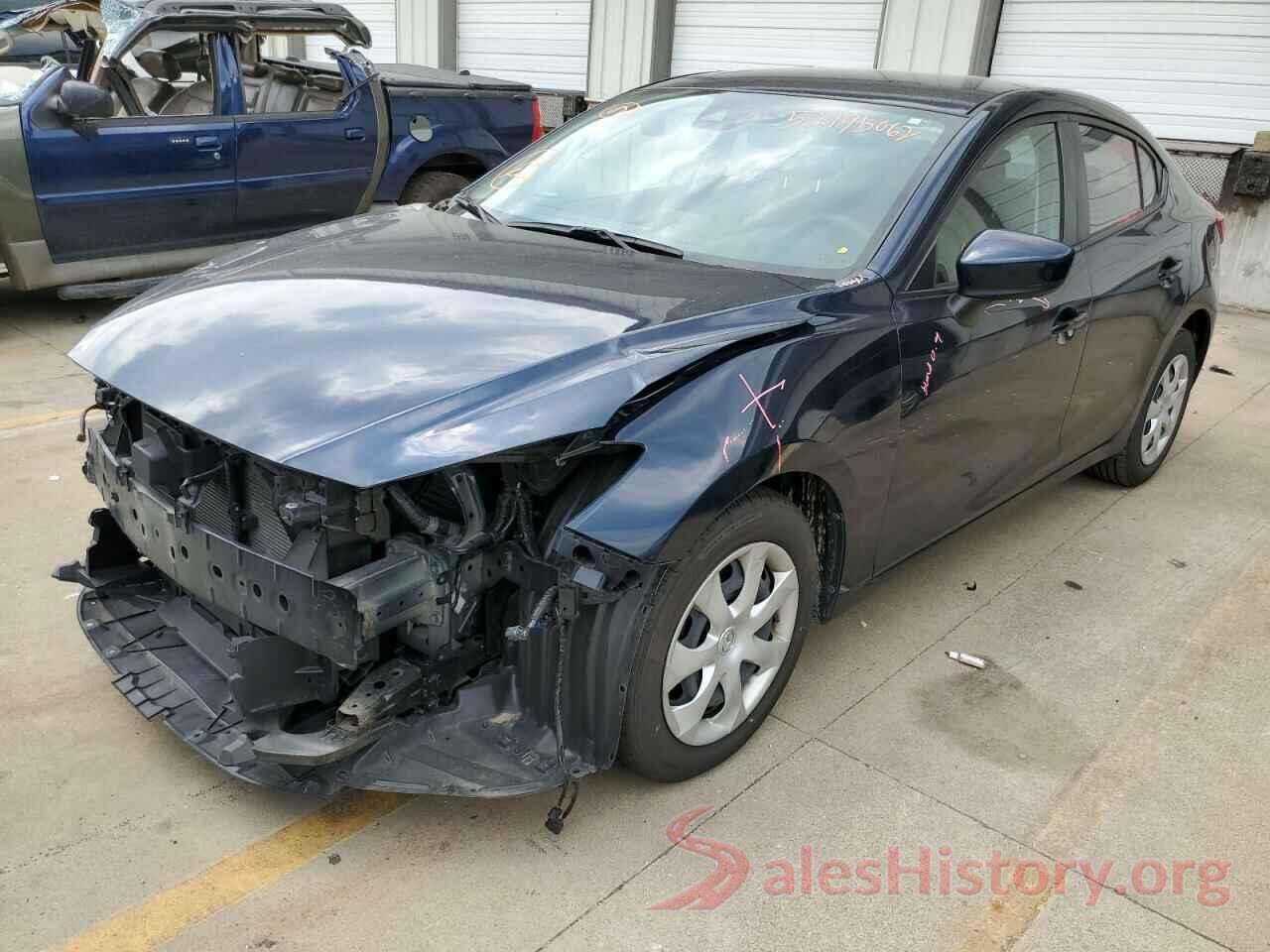 3MZBN1U73JM209963 2018 MAZDA 3