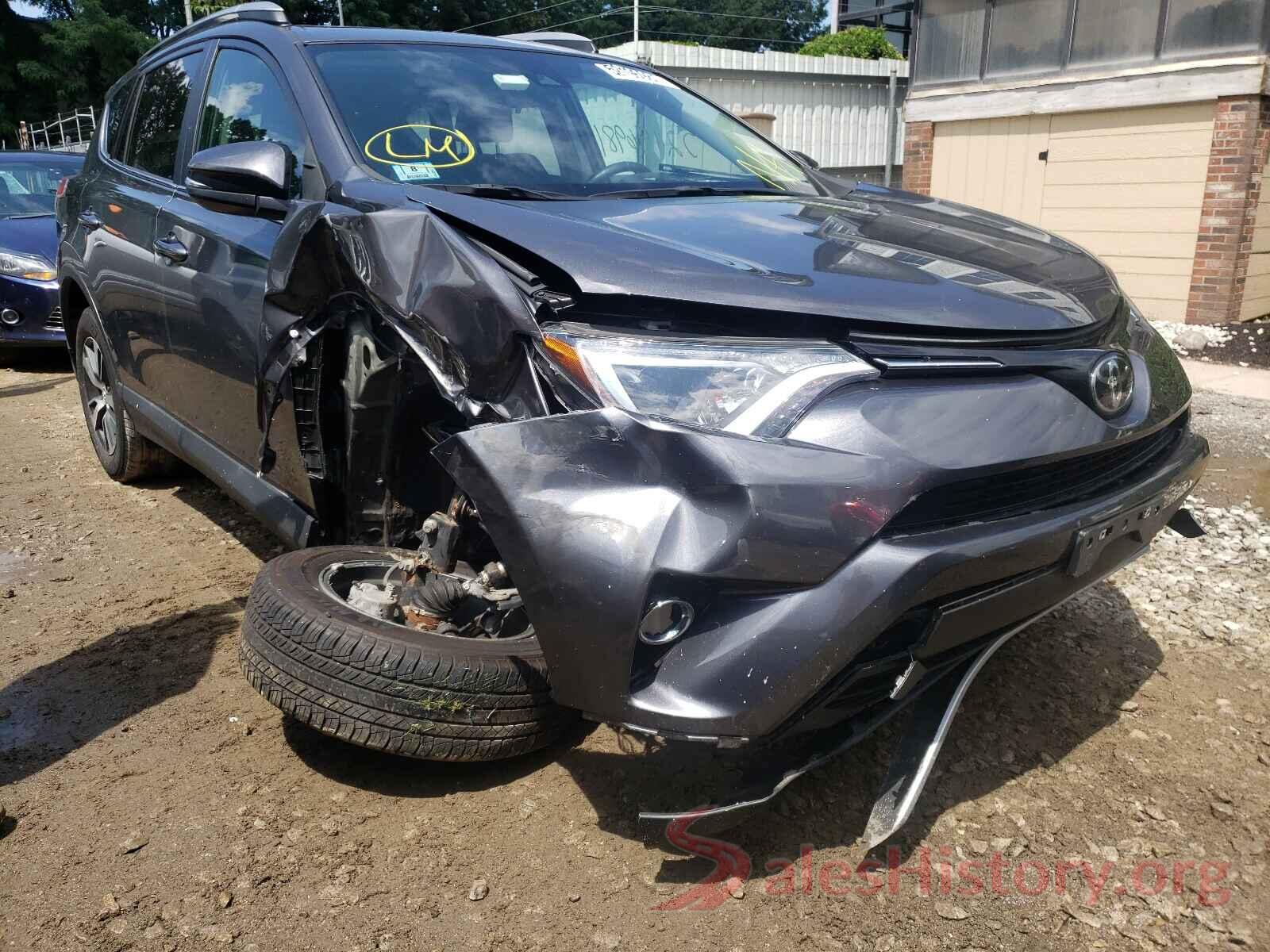 2T3RFREV4JW809304 2018 TOYOTA RAV4