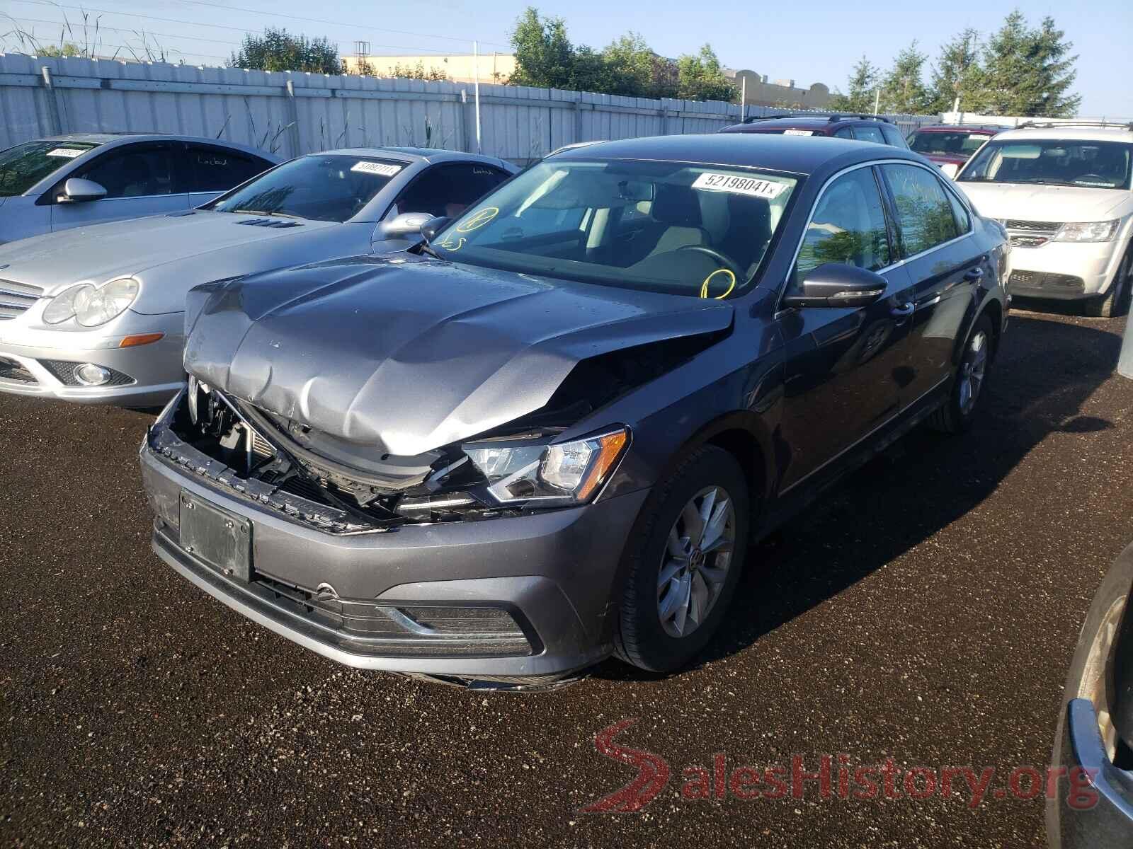 1VWAT7A3XHC002052 2017 VOLKSWAGEN PASSAT