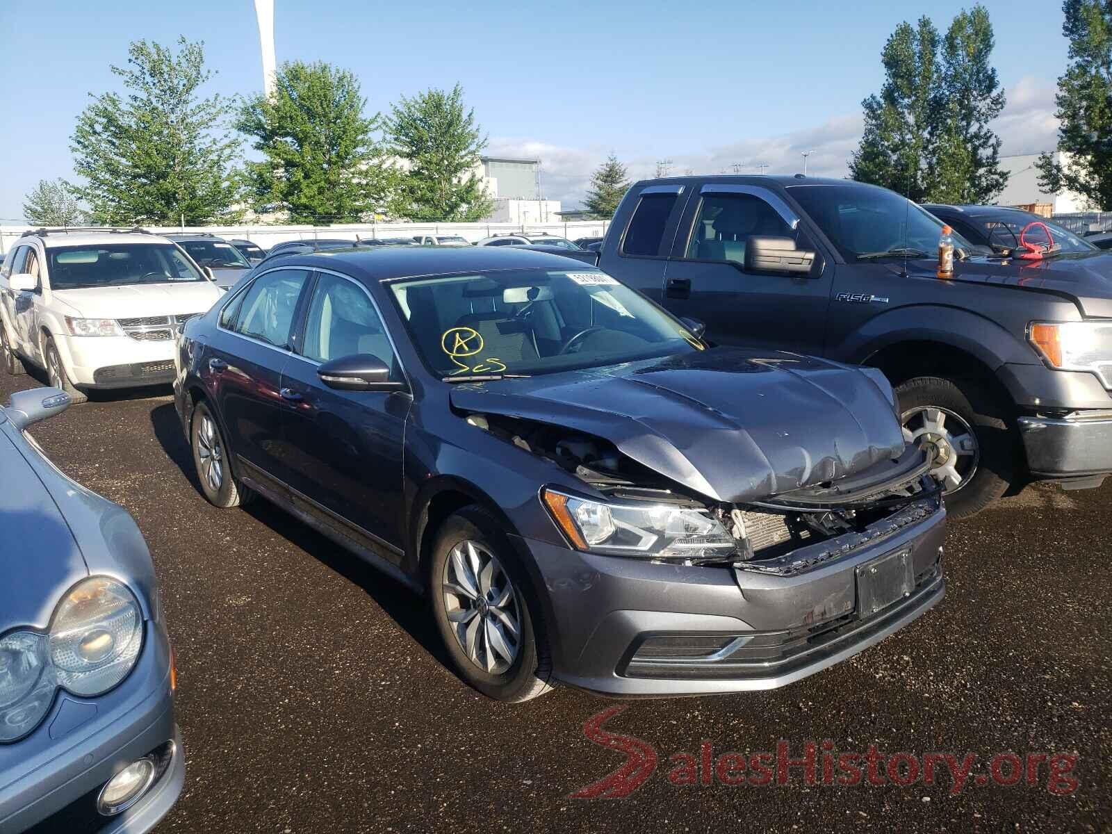 1VWAT7A3XHC002052 2017 VOLKSWAGEN PASSAT