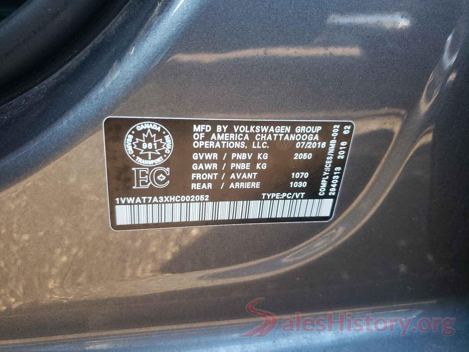 1VWAT7A3XHC002052 2017 VOLKSWAGEN PASSAT