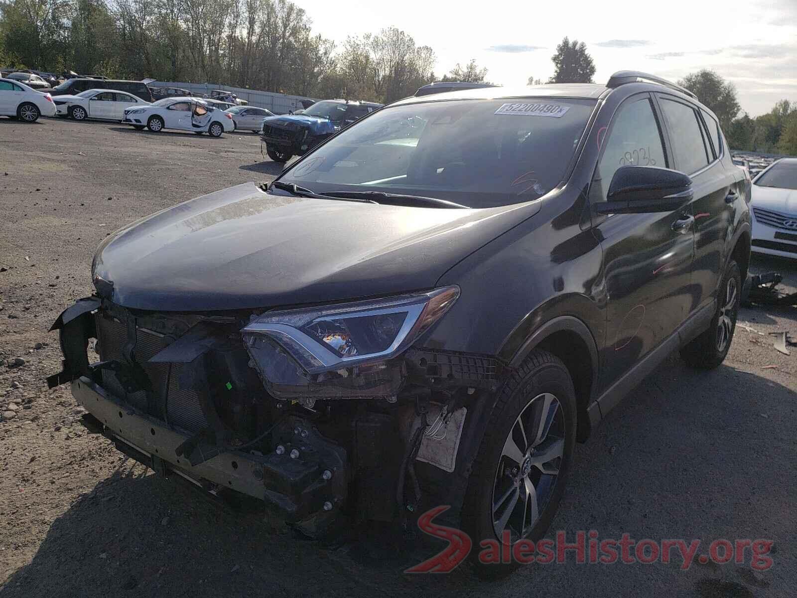 2T3RFREV5JW789466 2018 TOYOTA RAV4