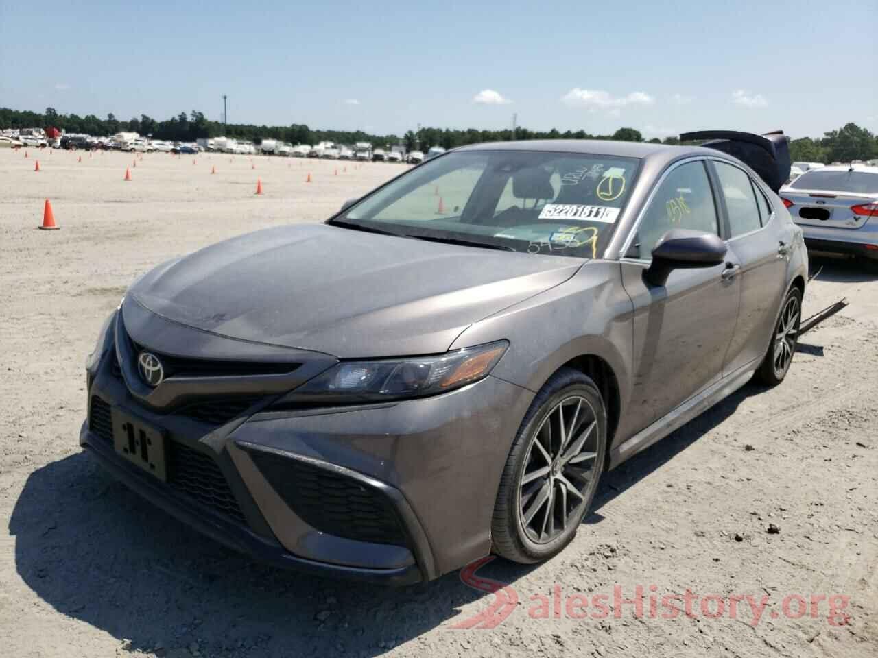 4T1G11AK5MU585458 2021 TOYOTA CAMRY