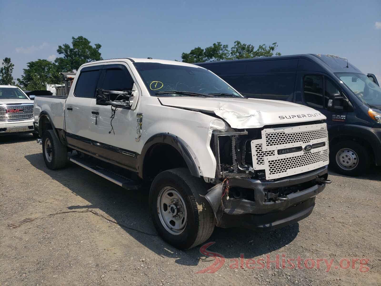 1FT8W3BT1HEE53083 2017 FORD F350