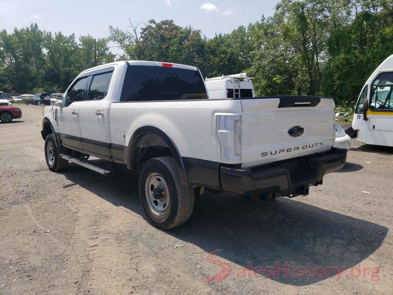 1FT8W3BT1HEE53083 2017 FORD F350