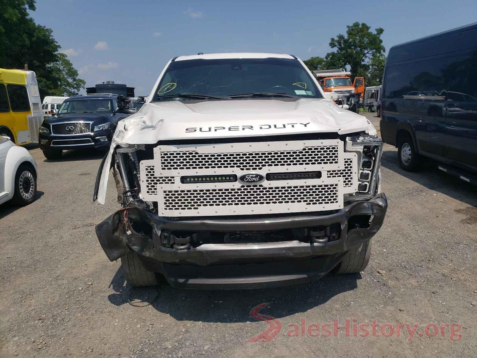 1FT8W3BT1HEE53083 2017 FORD F350