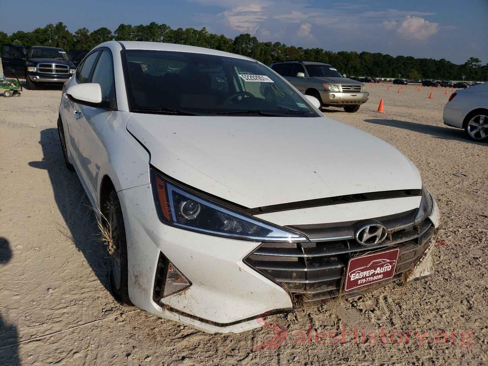 5NPD84LF2KH422133 2019 HYUNDAI ELANTRA