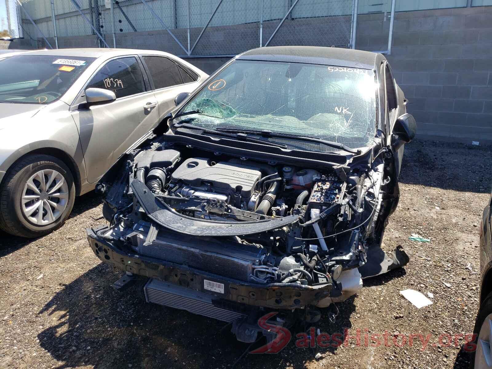 1G1BE5SM7J7174964 2018 CHEVROLET CRUZE