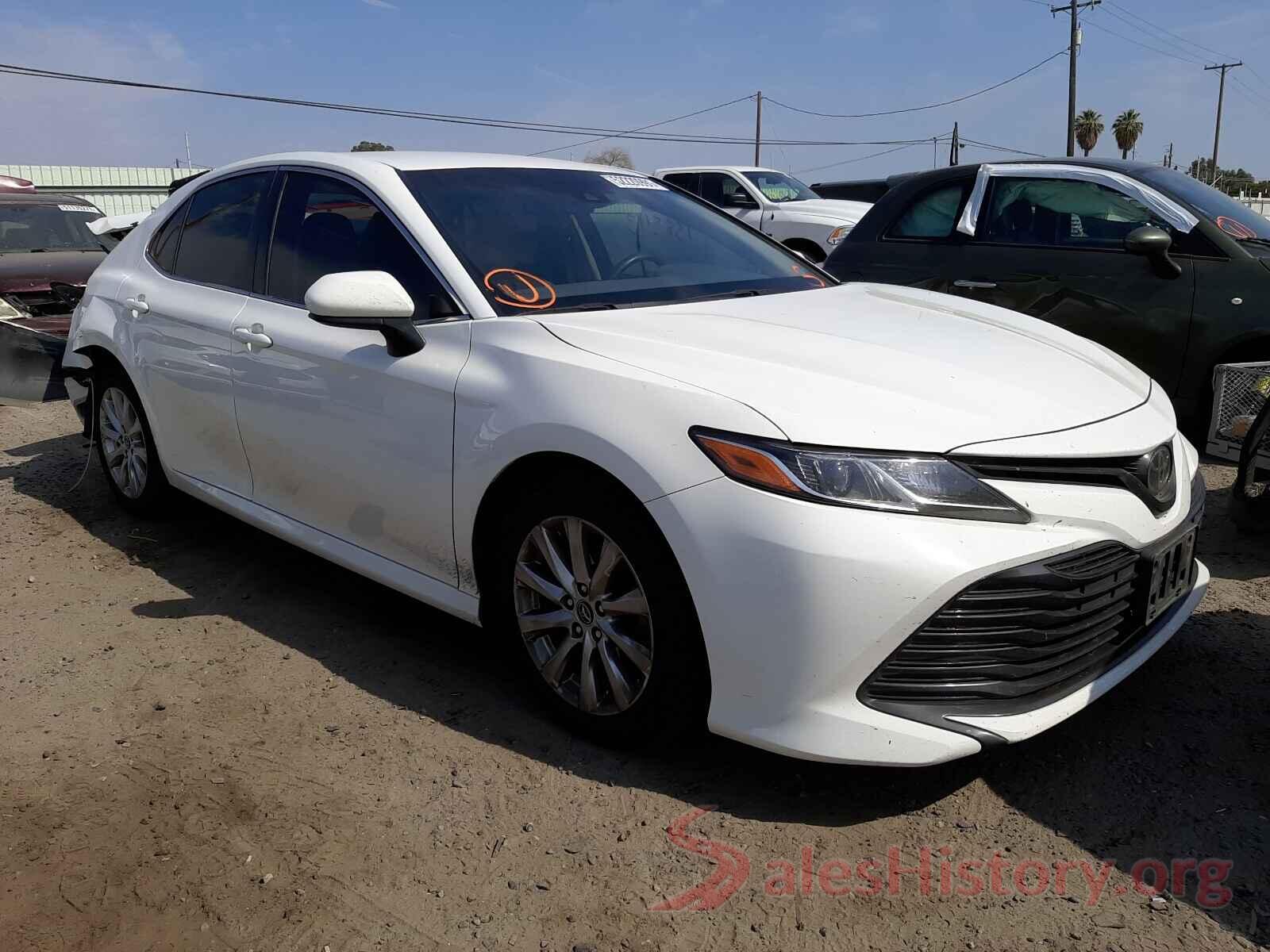 JTNB11HK7J3064114 2018 TOYOTA CAMRY