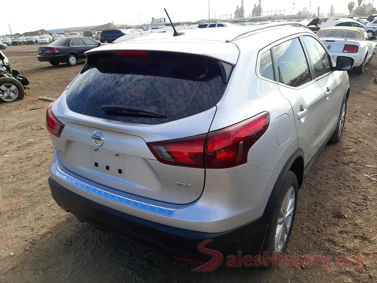 JN1BJ1CP8HW001428 2017 NISSAN ROGUE