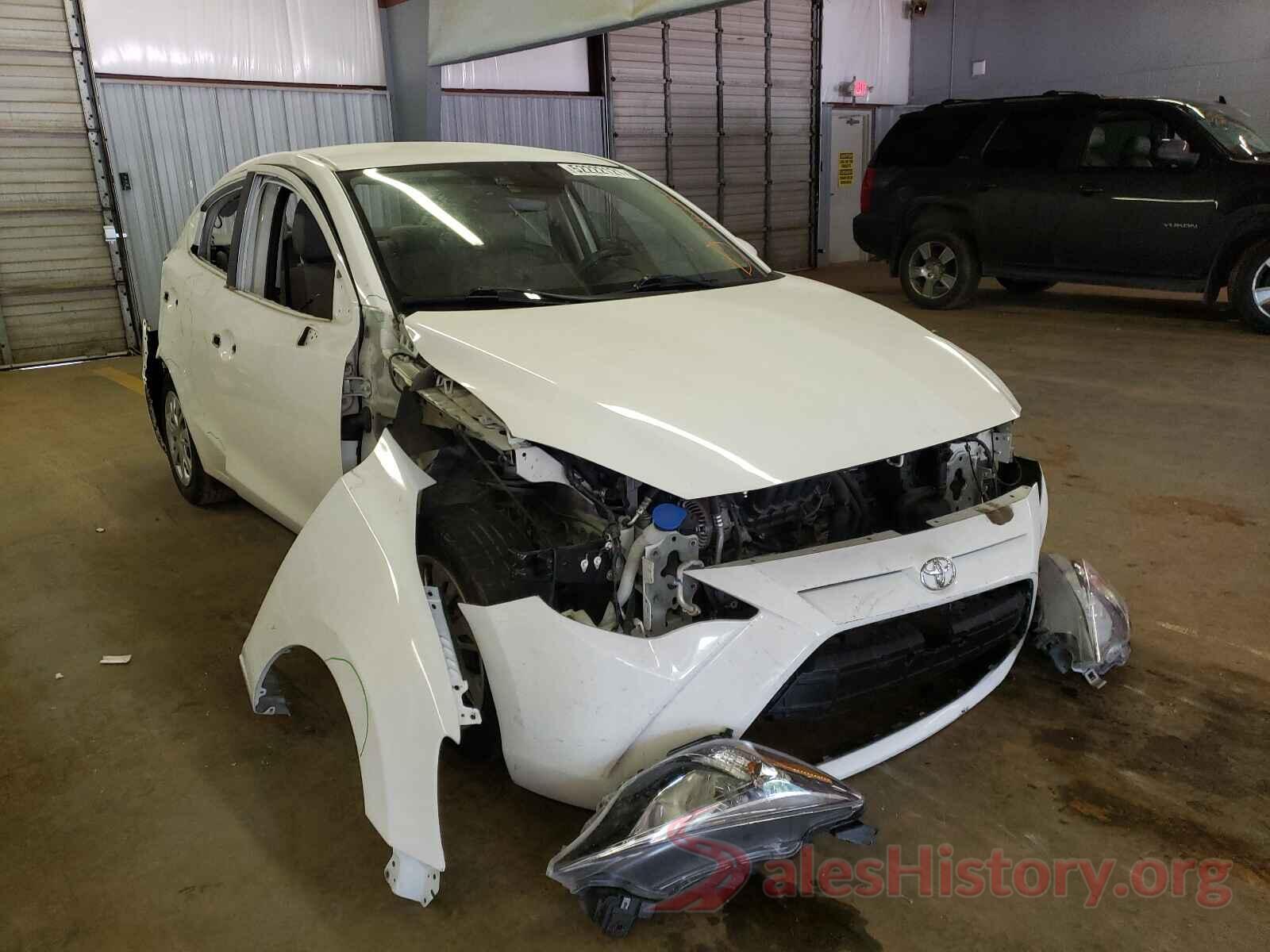 3MYDLBYV5KY520497 2019 TOYOTA YARIS