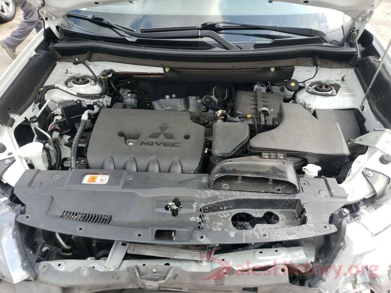 JA4AD3A38KZ010884 2019 MITSUBISHI OUTLANDER