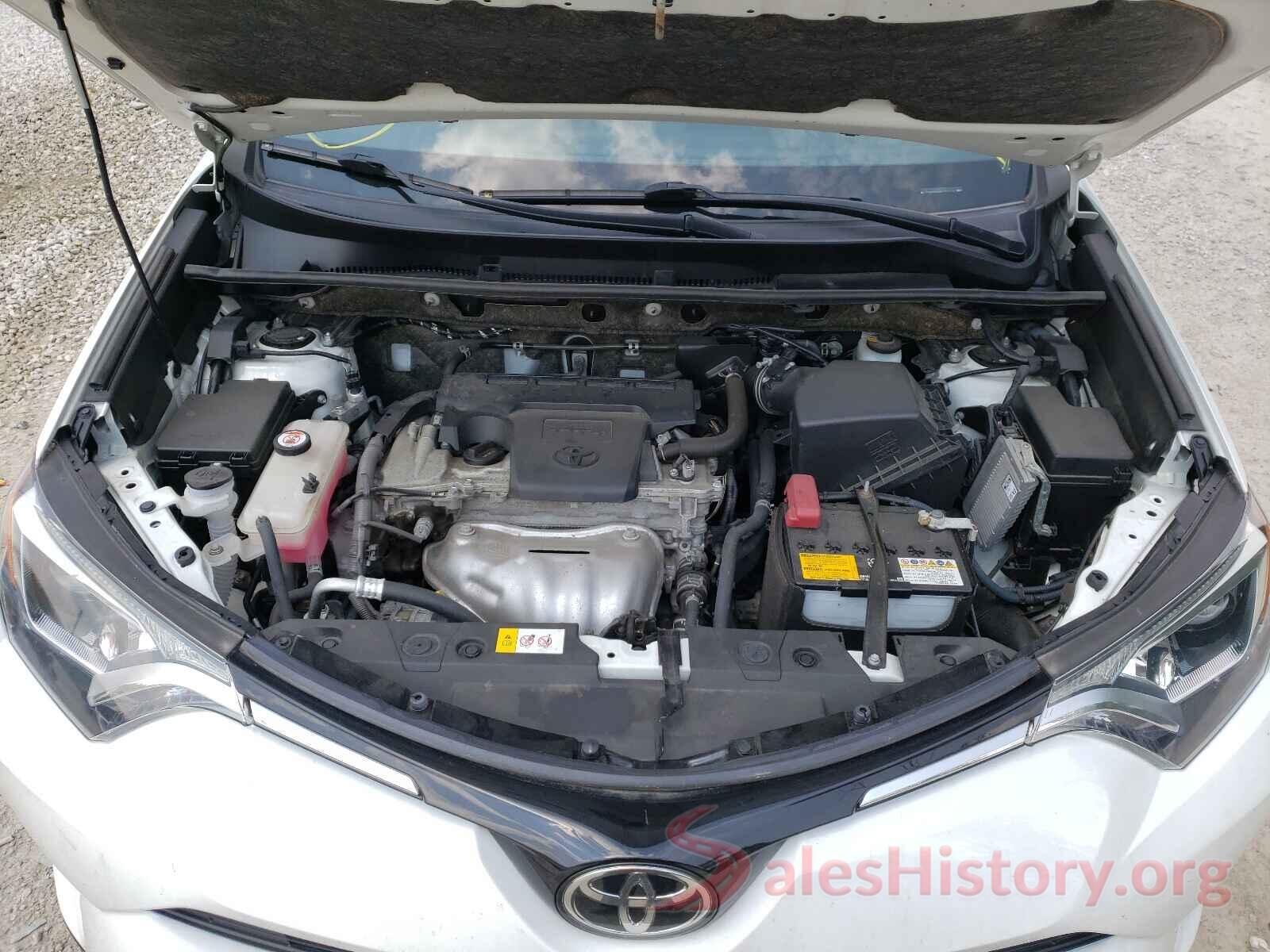 JTMRFREV8HJ709196 2017 TOYOTA RAV4