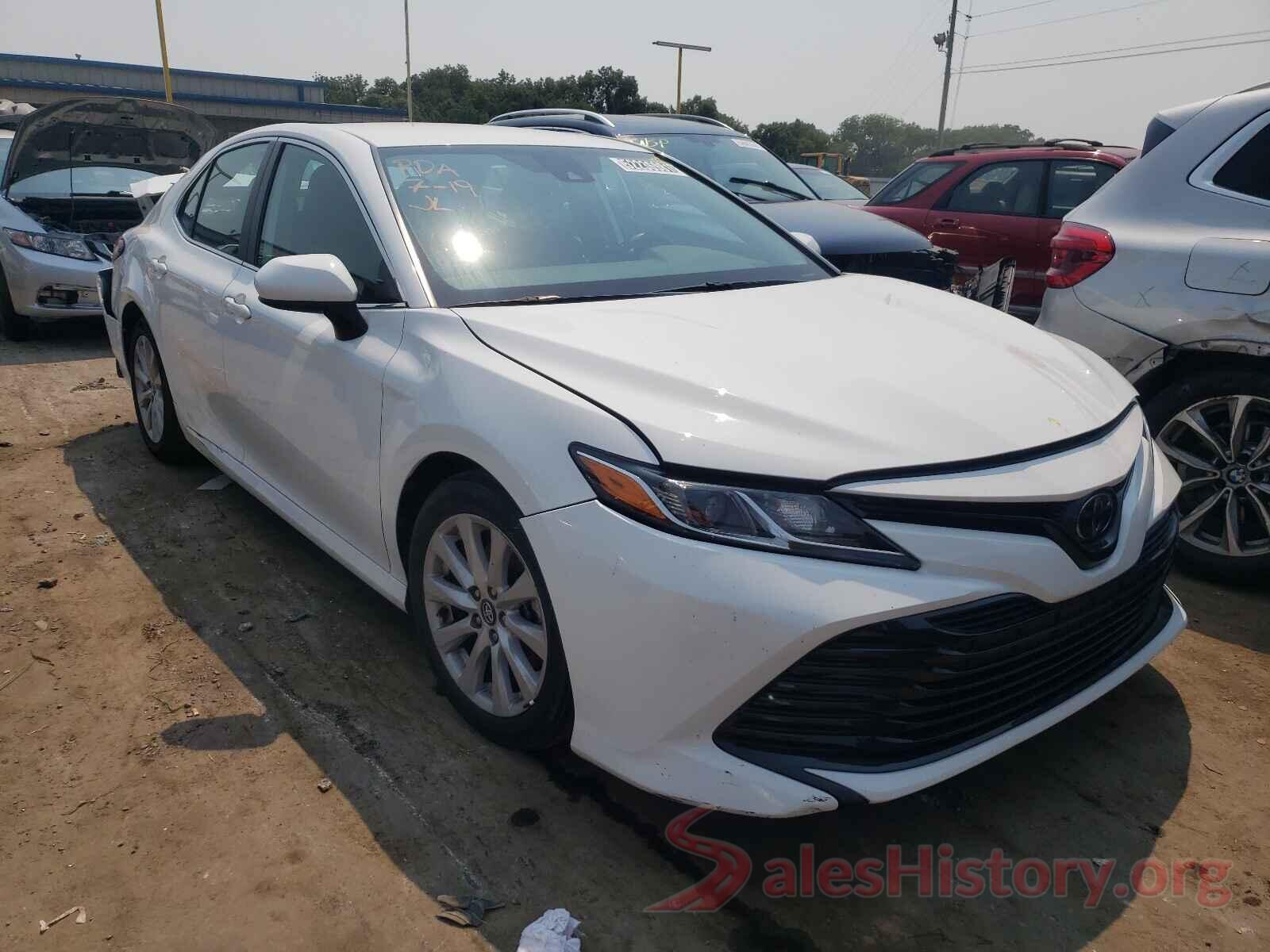 4T1B11HK3KU195620 2019 TOYOTA CAMRY