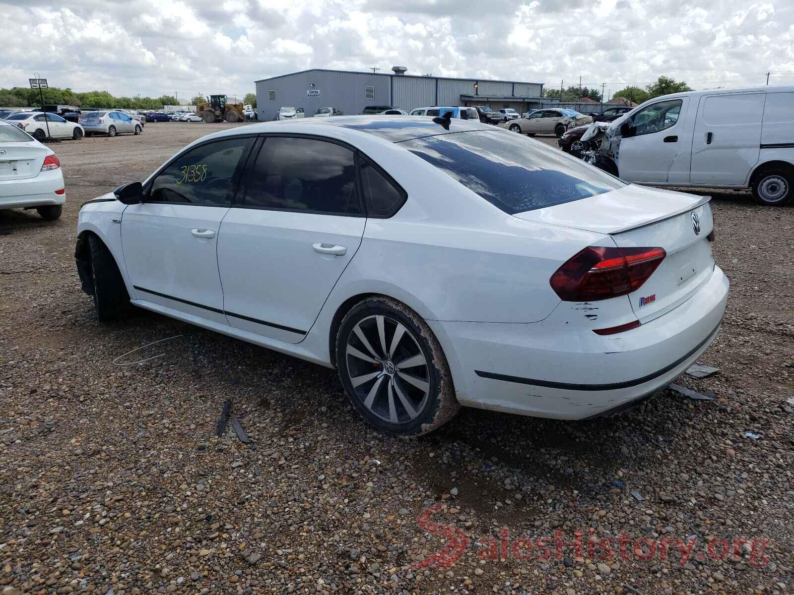 1VWJM7A37JC047789 2018 VOLKSWAGEN PASSAT