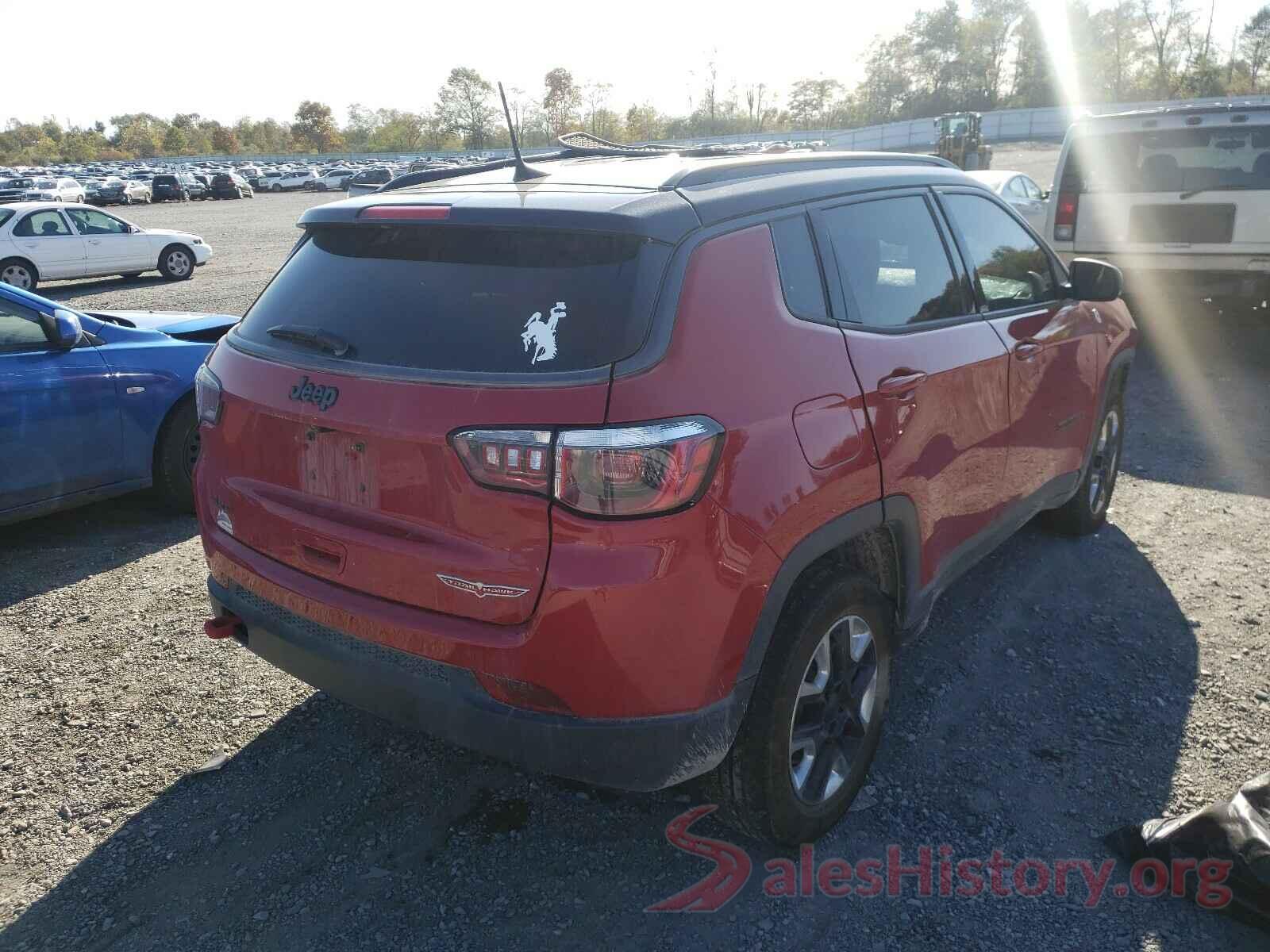 3C4NJDDB2JT403990 2018 JEEP COMPASS