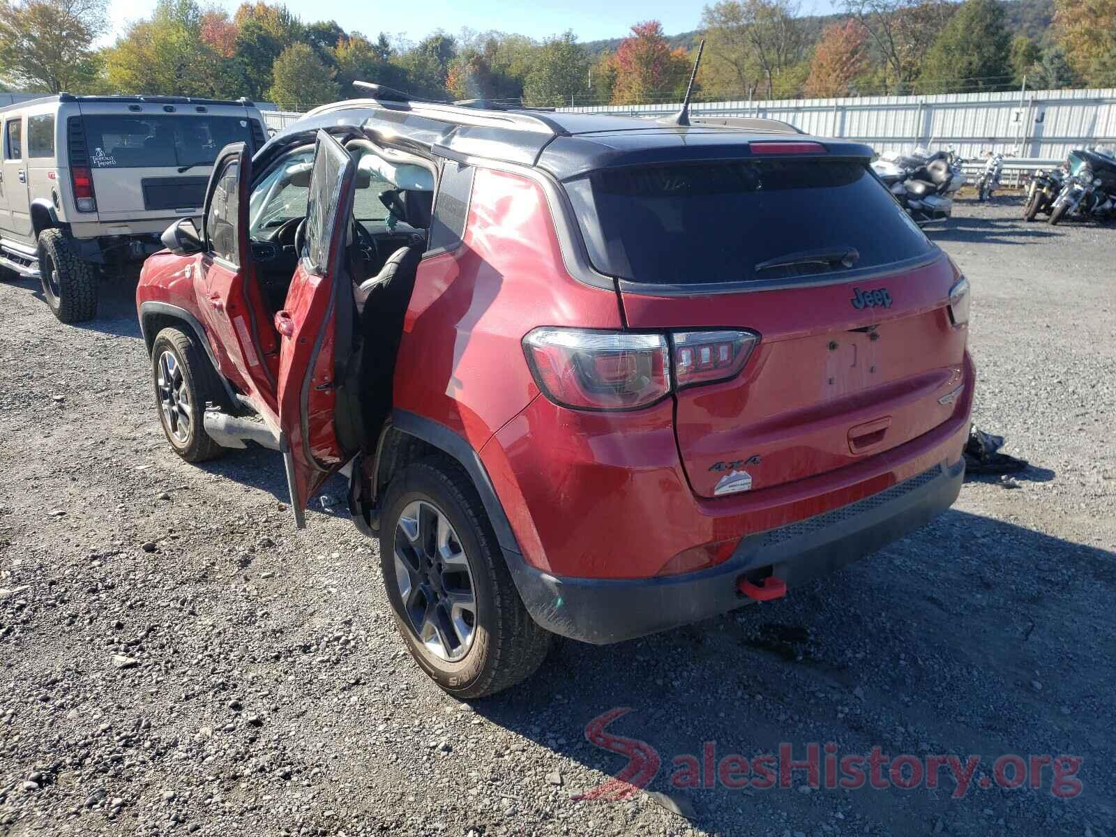 3C4NJDDB2JT403990 2018 JEEP COMPASS