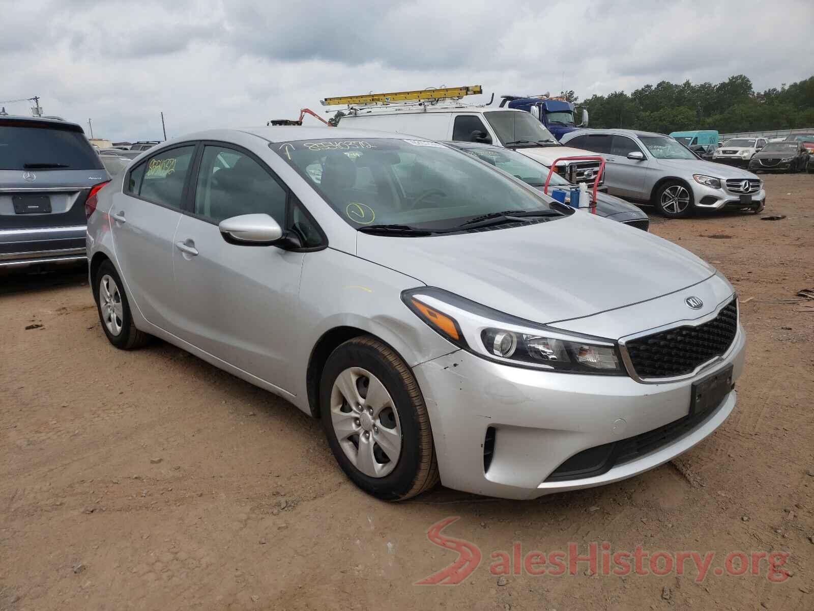 3KPFK4A74JE257873 2018 KIA FORTE