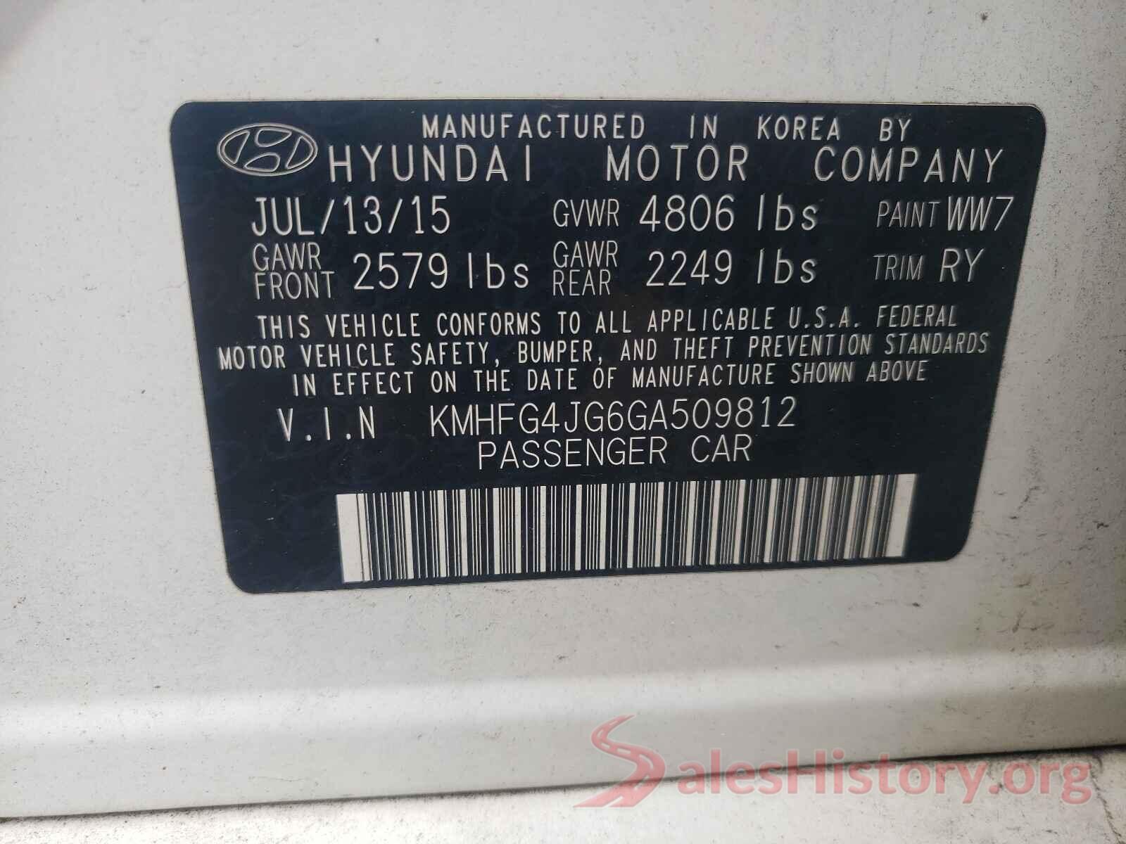 KMHFG4JG6GA509812 2016 HYUNDAI AZERA