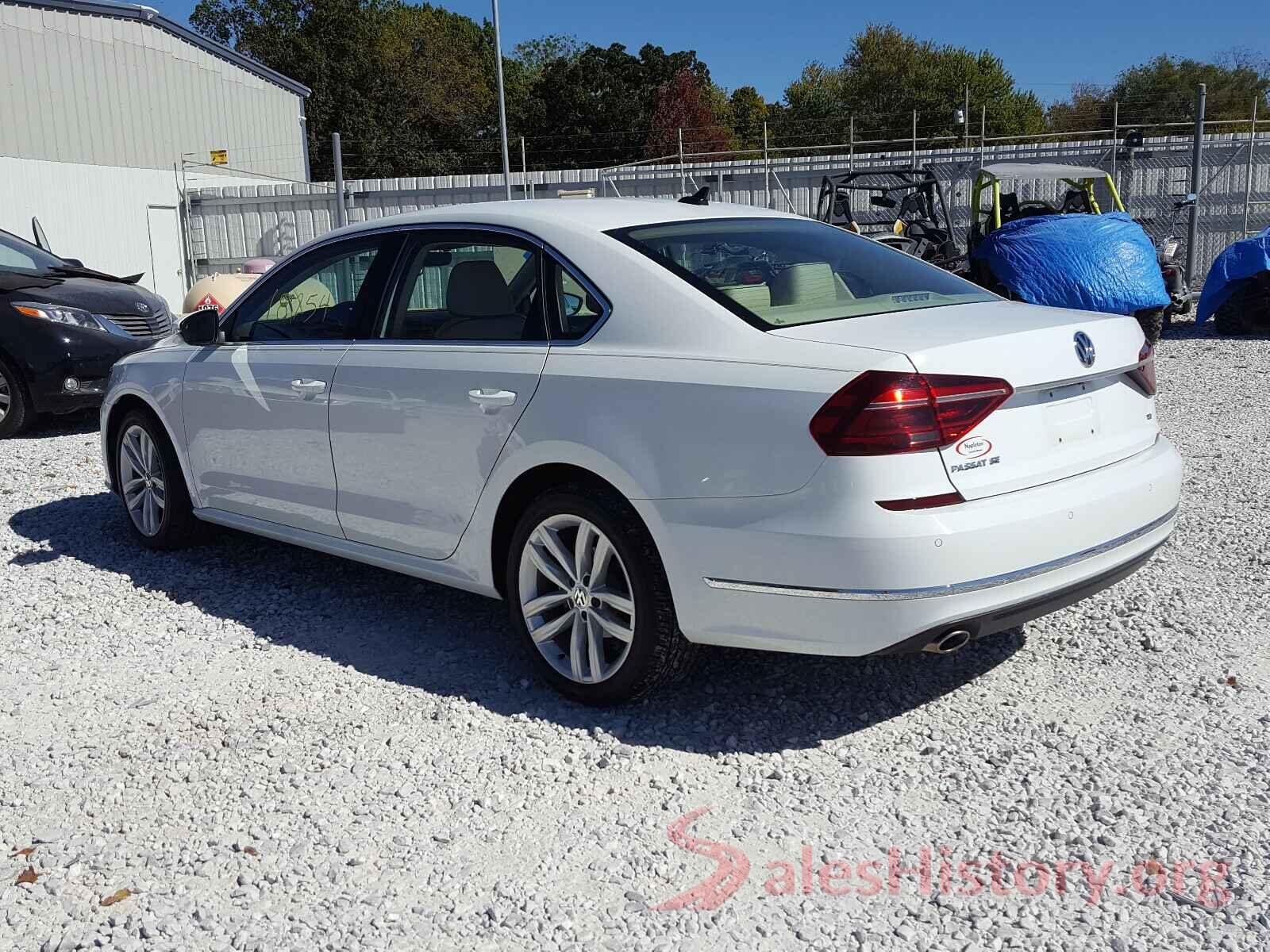 1VWBA7A33JC001616 2018 VOLKSWAGEN PASSAT