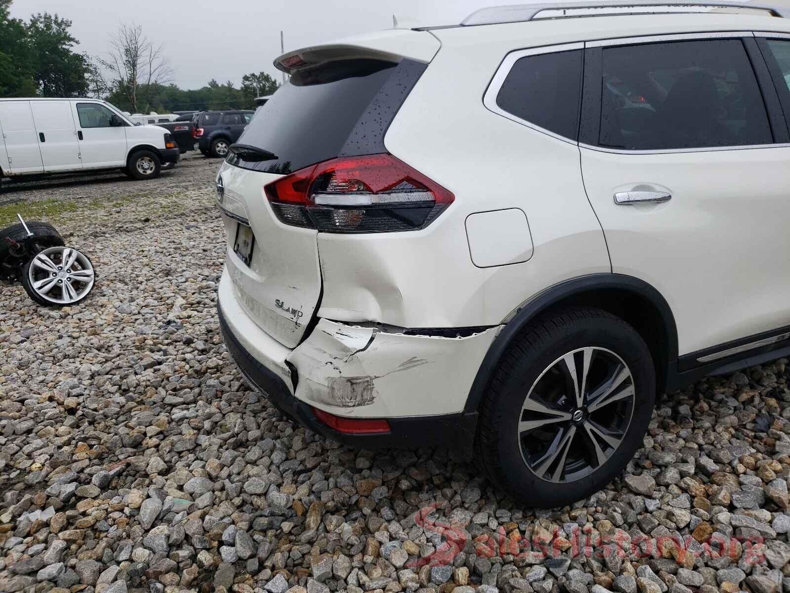 JN8AT2MV5JW307664 2018 NISSAN ROGUE